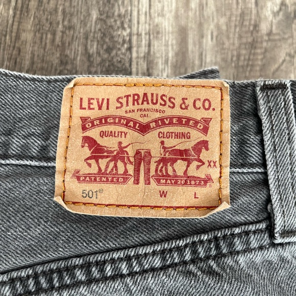 501® ORIGINAL CROPPED WOMEN'S JEANS - Picture 2 of 6